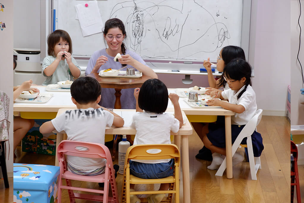 インターナショナルスクールシンカーズ - Thinkers International School Kindergarten